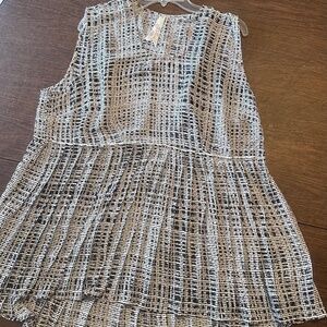 Melissa McCarthy Seven7 black and white sleeveless tunic tank top 1x EUC